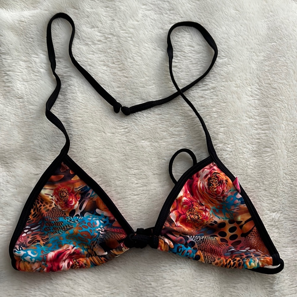 Chyna🩷Doll Bikini Top